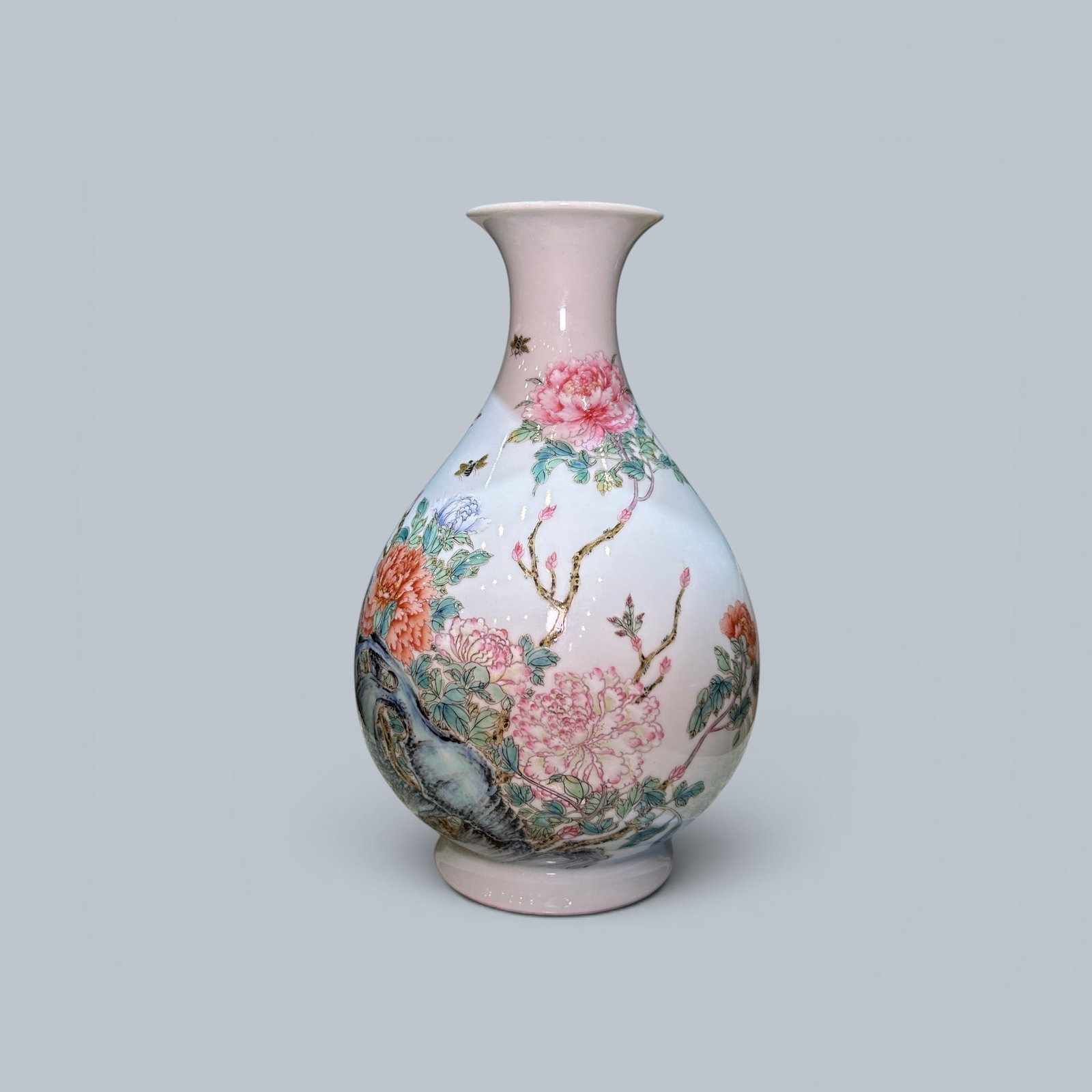 Chinese Art, A Famille Rose Vase Decorated with Floral Motifs, 18th Century, Qing Dynasty: Chinese Art, A Famille Rose Vase Decorated with Floral Motifs, 18th Century, Qing Dynasty, Height 28.5 cm.