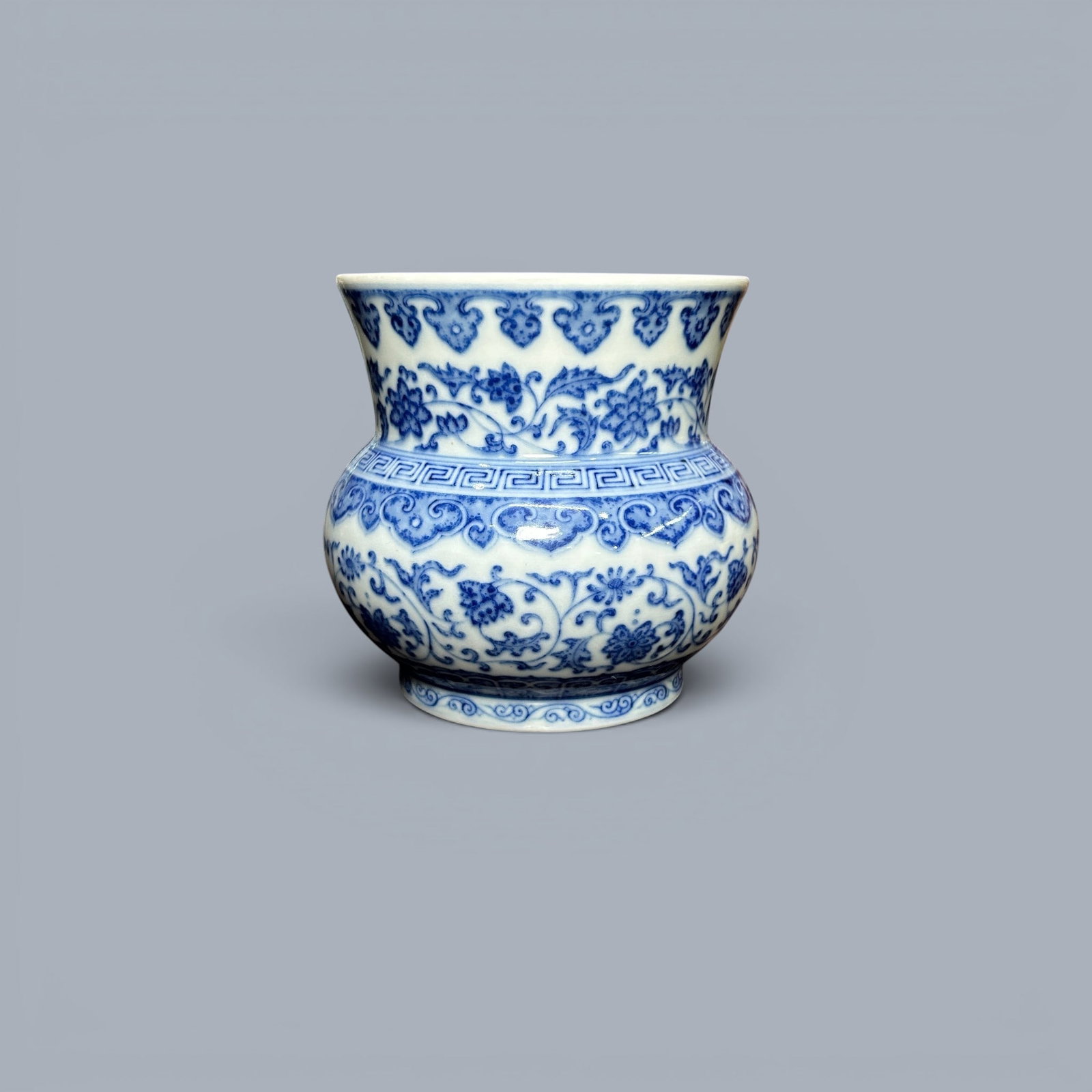 Chinese Art, A Blue and White Spittoon Decorated with Floral Motifs, 18th-C19th Century, Qing (1 of 10)