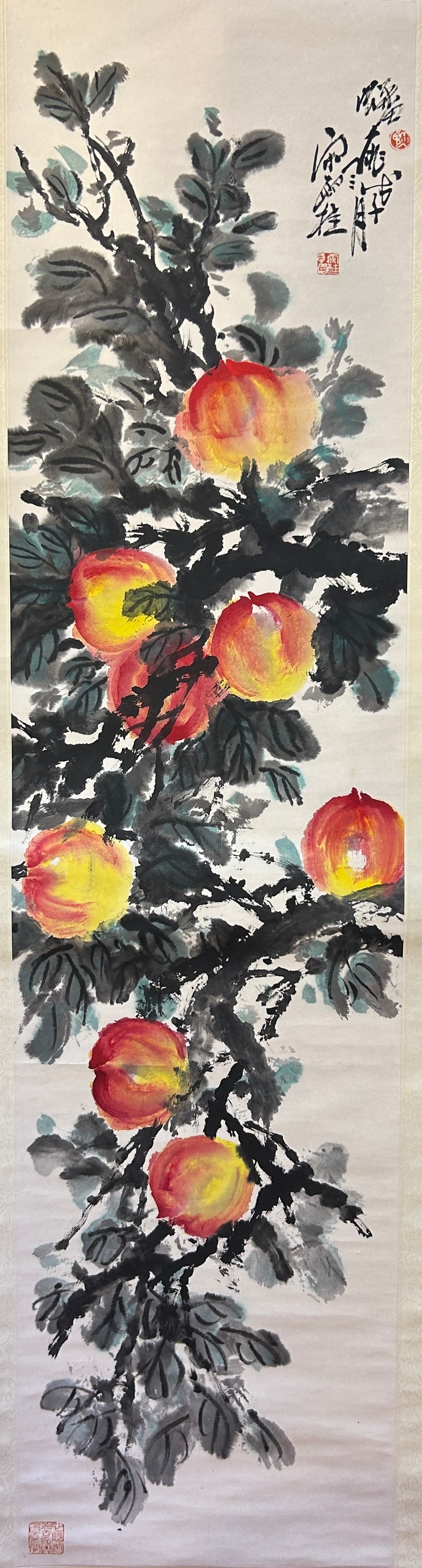 Chinese Art, A Chinese Painting Signed Song Yugui, 20th Century, Modern Period: Chinese Art, A Chinese Painting Signed Song Yugui, 20th Century, Modern Period, Length 136 cm, Width 34 cm.