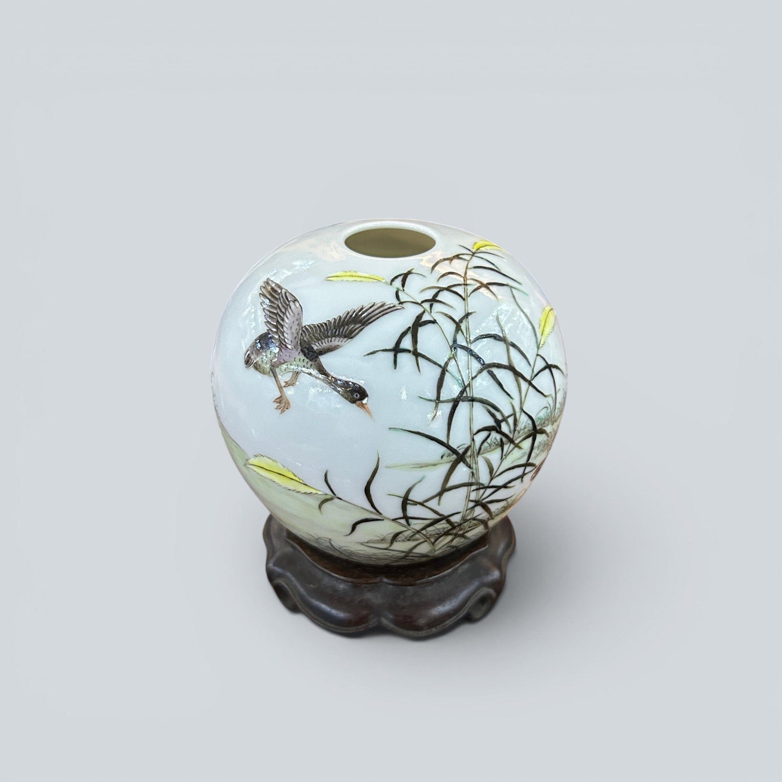 Chinese Art, A Famille Rose Jar Decorated with Geese, 19th Century, Qing Dynasty: Chinese Art, A Famille Rose Jar Decorated with Geese, 19th Century, Qing Dynasty, Height 7.5 cm.