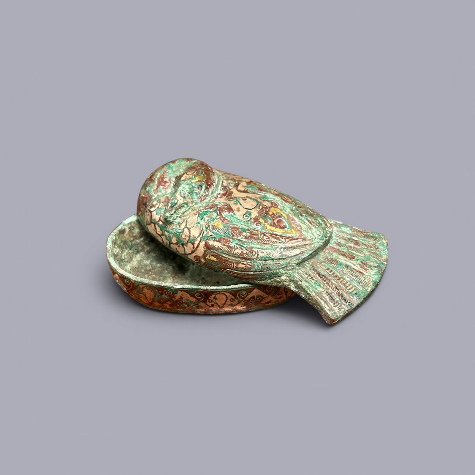 Chinese Art, A Gilt-Bronze Bird-Shaped Covered Box, 3rd Century BC-3rd Century AD, Han Dynasty: Chinese Art, A Gilt-Bronze Bird-Shaped Covered Box, 3rd Century BC-3rd Century AD, Han Dynasty, Height 4.1 cm, Length 8.8 cm, Width 4.2 cm.
