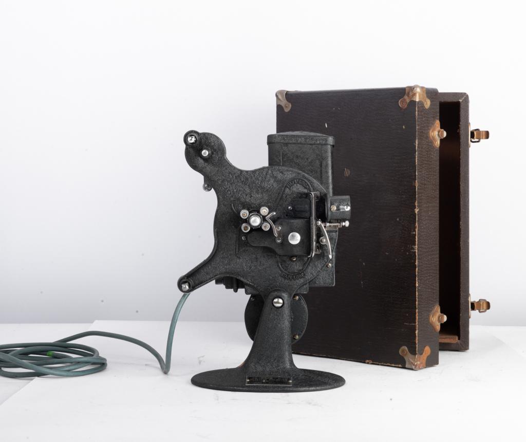 Brite Lite True Vision Projector Brite Lite True Vision Projector in black case Dimensions N/A: Brite Lite True Vision Projector in black case Dimensions N/A