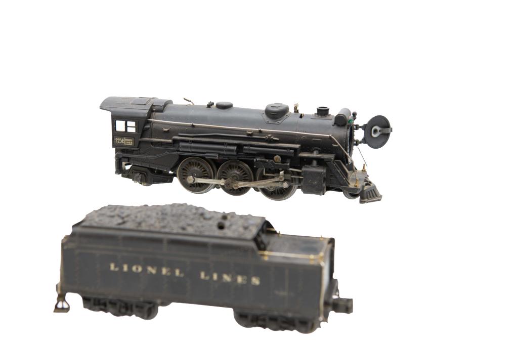 Lionel O Gauge 225E Locomotives Engine & Tender (1 of 4)