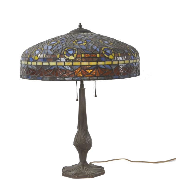 Tiffany Style Table Lamp with Leaded Glass Shade (1 of 2)