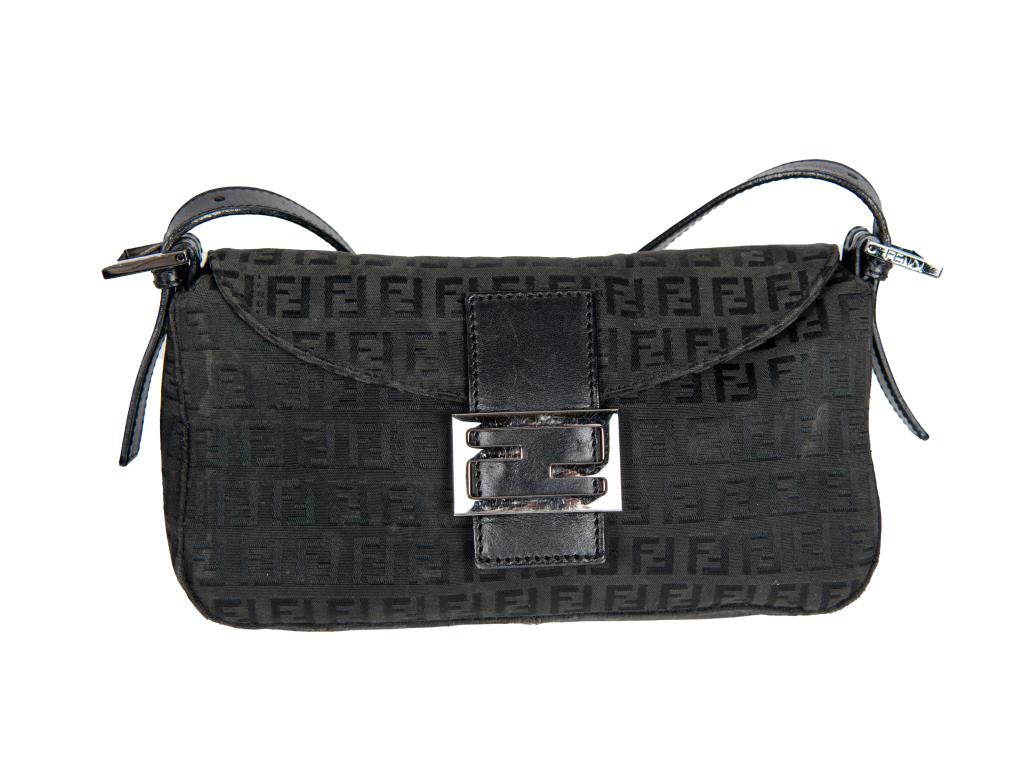 Fendi Bag Black (1 of 6)