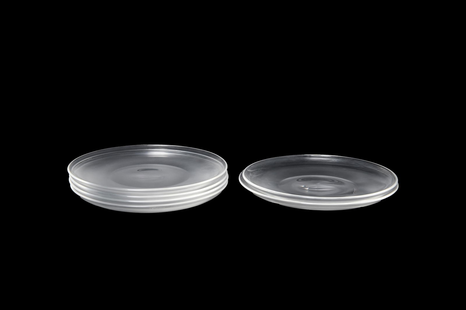 Set of 12 Steuben Glass Plates (1 of 6)