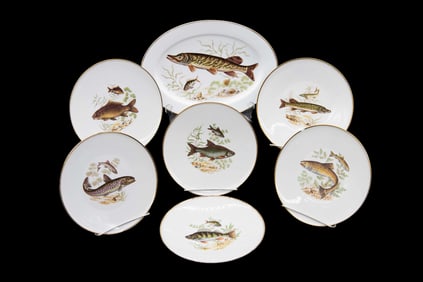 J.K.W Decor Carlsbad Porcelain Fish Pattern Dish Set