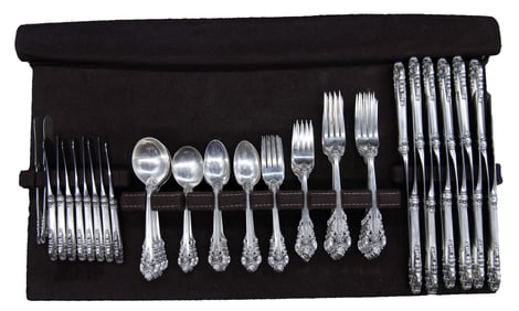 Grand Baroque by Wallace 76 Piece Sterling Silver Flatware Set