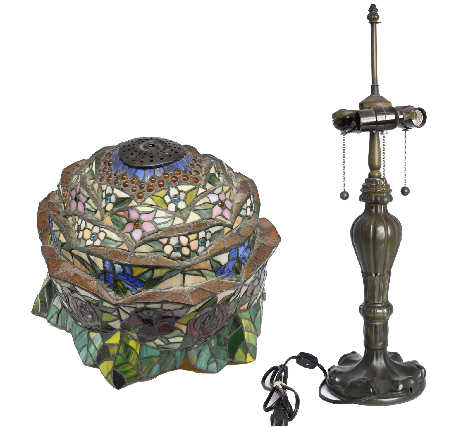 Tiffany Style Leaded Glass Lamp Shade with Metal Center (1 of 6)