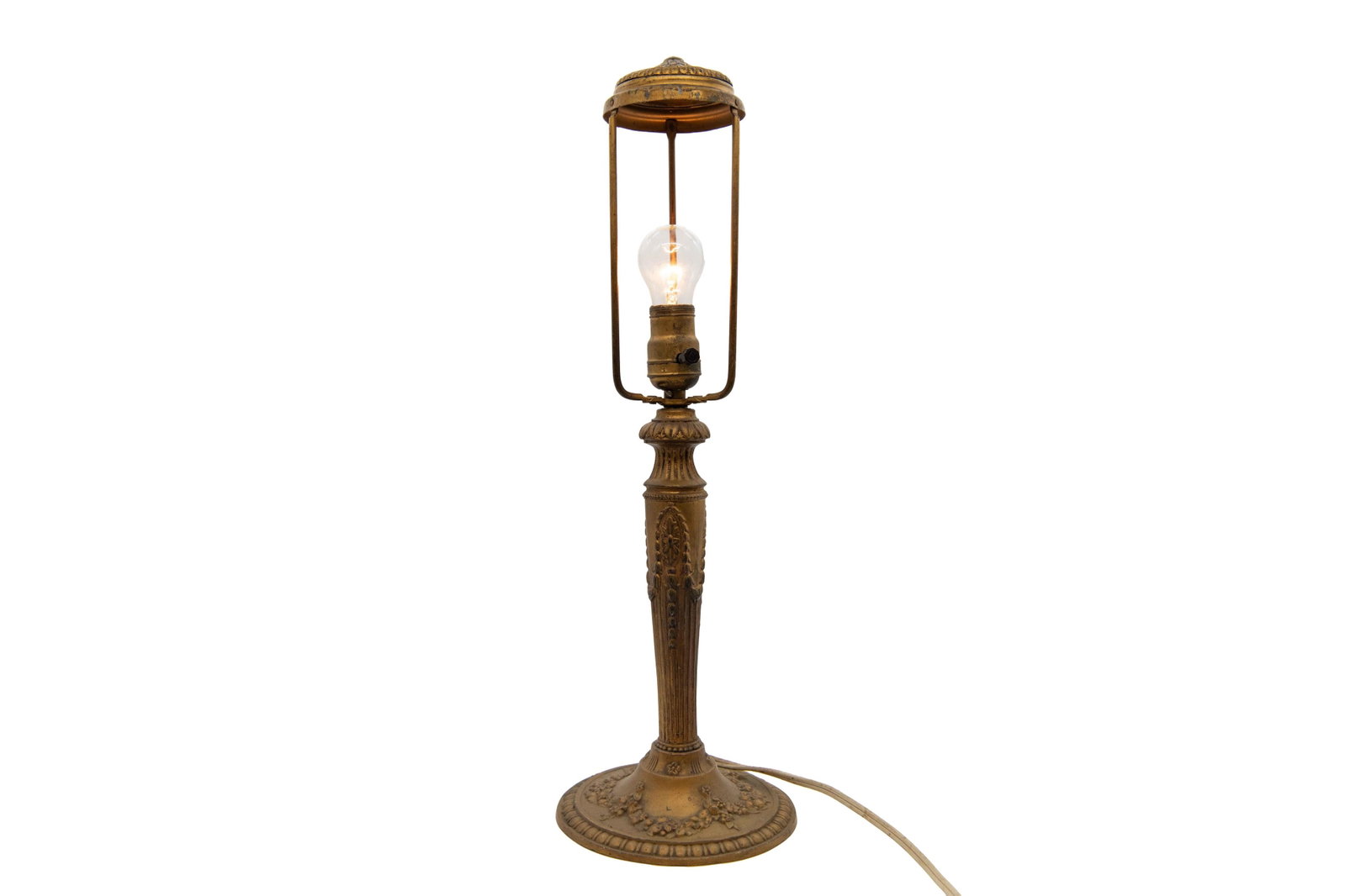 Ornate Gold Lamp (1 of 8)