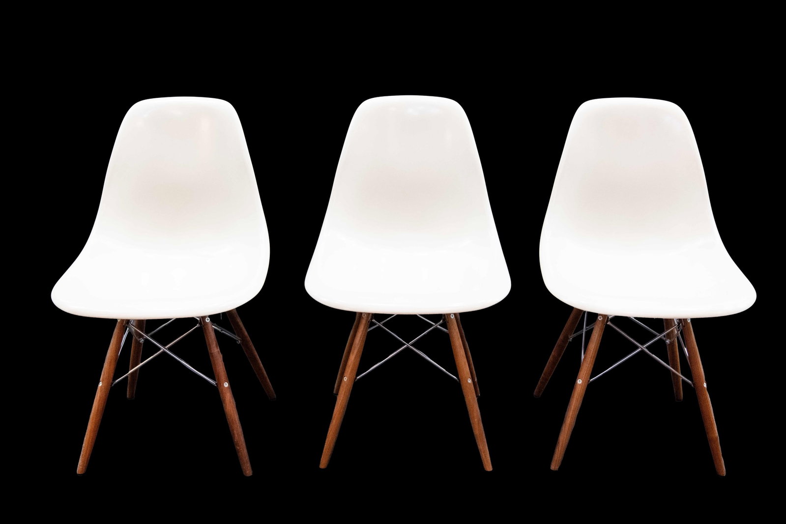 3 x Herman Miller Eames Dining Chairs (1 of 11)