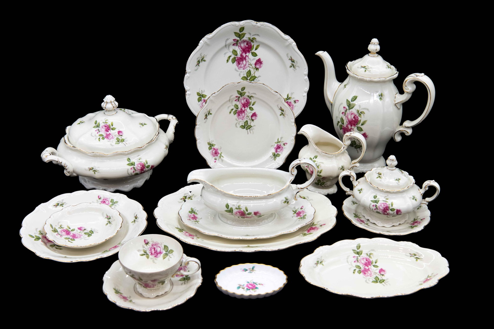 Rosenthal Selb-Germany Pompadour Dish Set: Rosenthal Selb-Germany Pompadour Dish Set 10 x Tea Cups Approximate size: 2.75” H x 4” W x 5” D 1 x Gravy Boat Approximate size: 5” H x 9.5” W x 6” D 1 x small