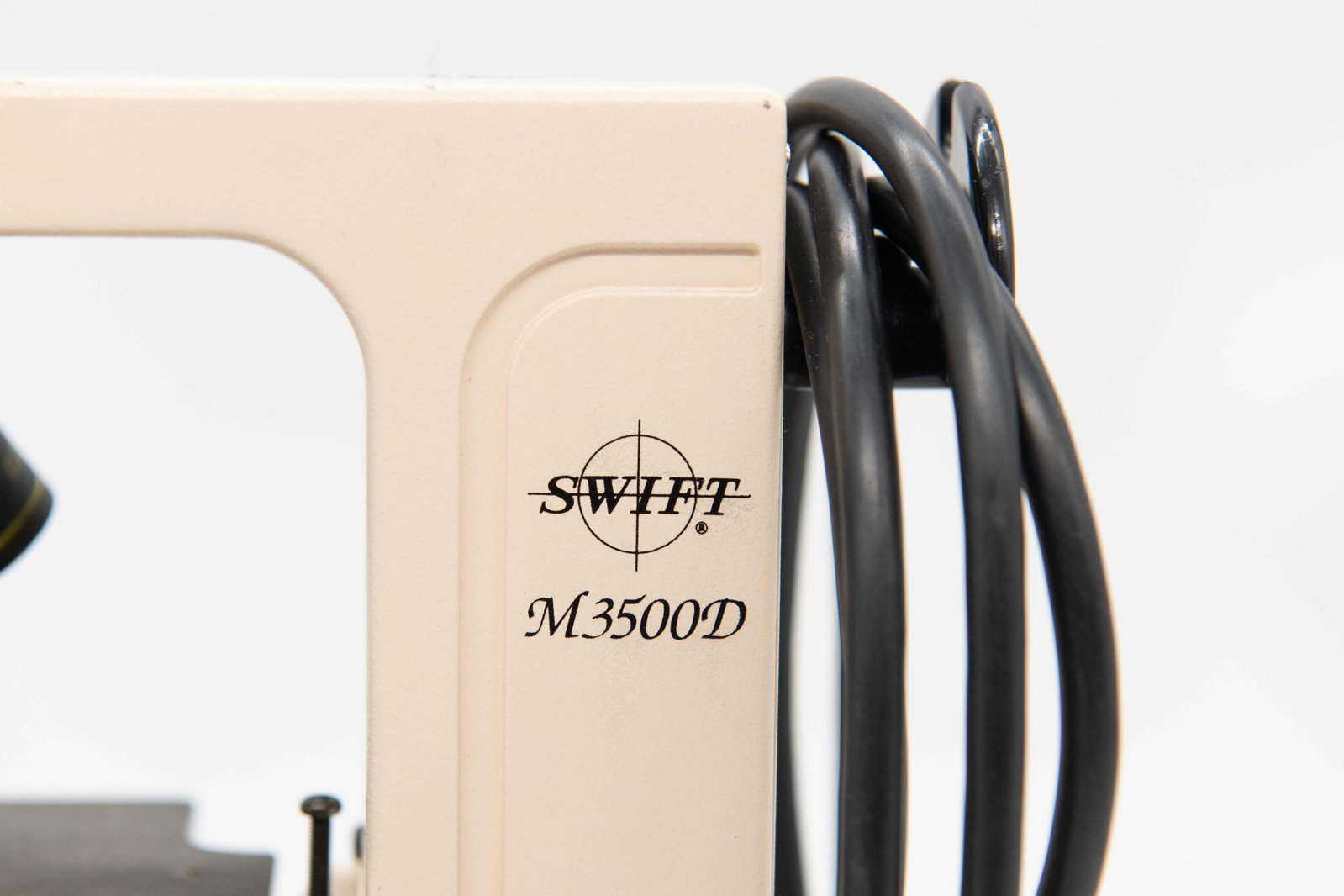 Swift M3500D Microscope - 4