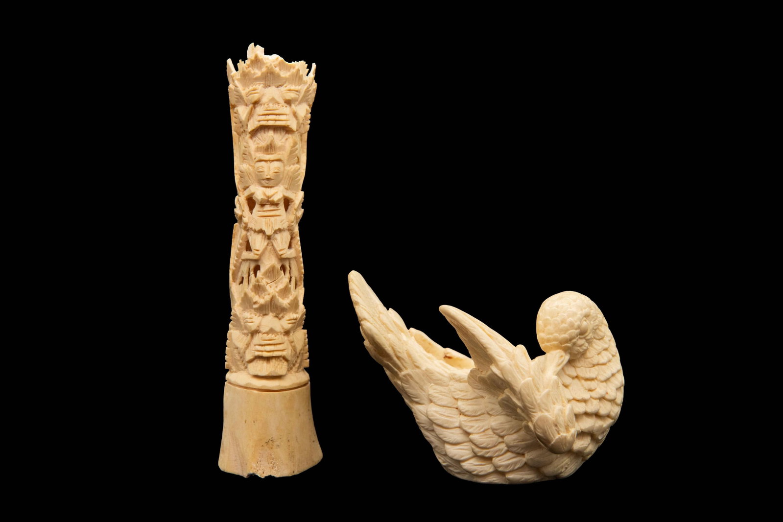 Group of Two Santini Dove & Bone Carved Object (1 of 12)