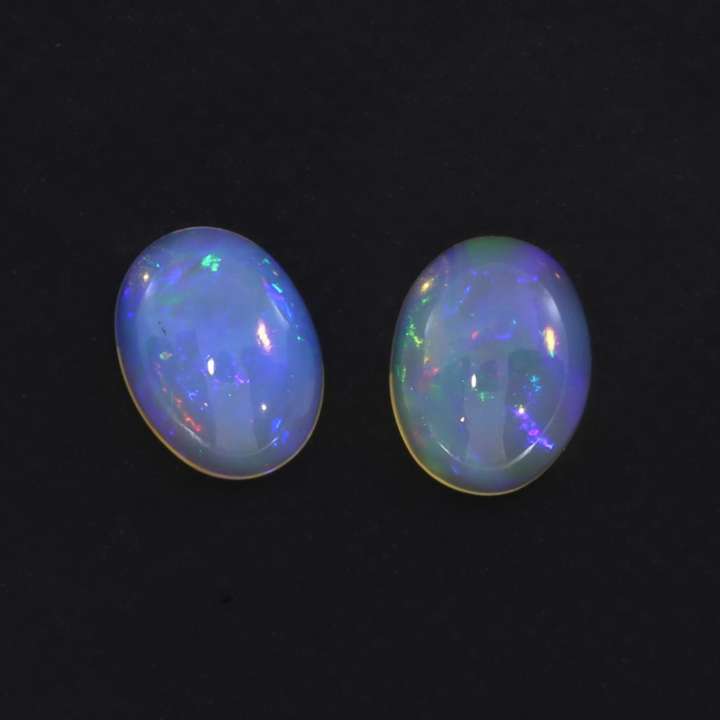 Pair of Jelly Opal Loose, Oval Cabochon, 1.80ctw (1 of 2)