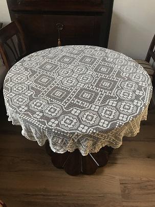 Vintage Round Crochet Tablecloth (1 of 4)