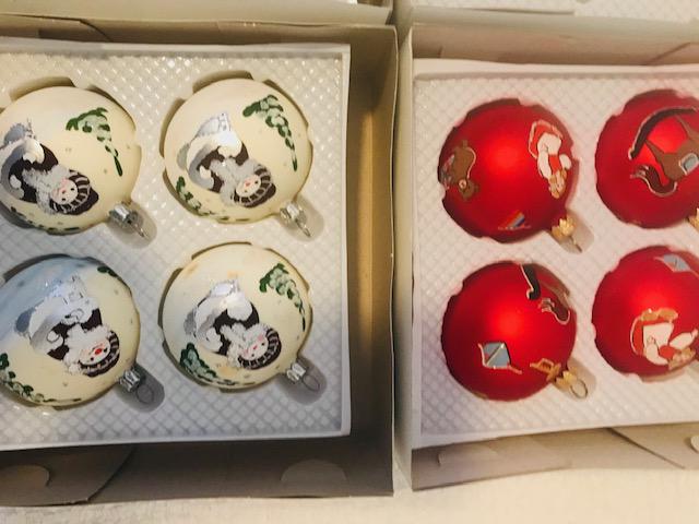 4 sets Vintage Christmas Ornaments Balls Hand Painte: European Handpainted glass ornaments.