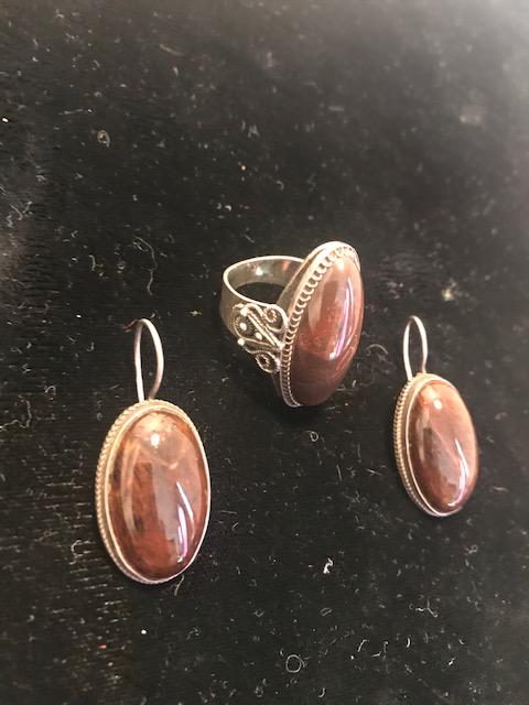 2 vintage Silve sets-Jasper and Ruby Earrings Rings: oval shape brown jasper in silver and synthetic ruby silver set.