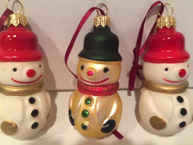 15 pcs Santas Glass Ornaments Christmas Figurines (1 of 2)