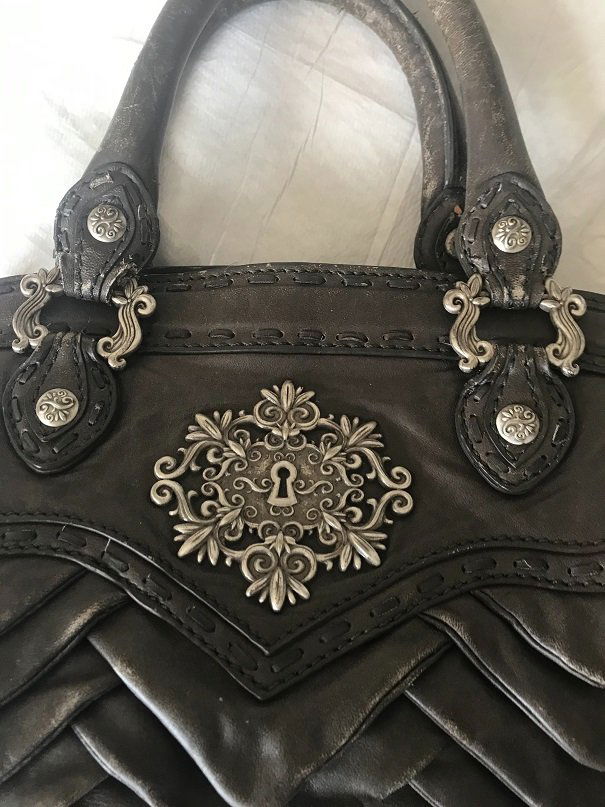 Isabella Fiori Bag: unique design bag