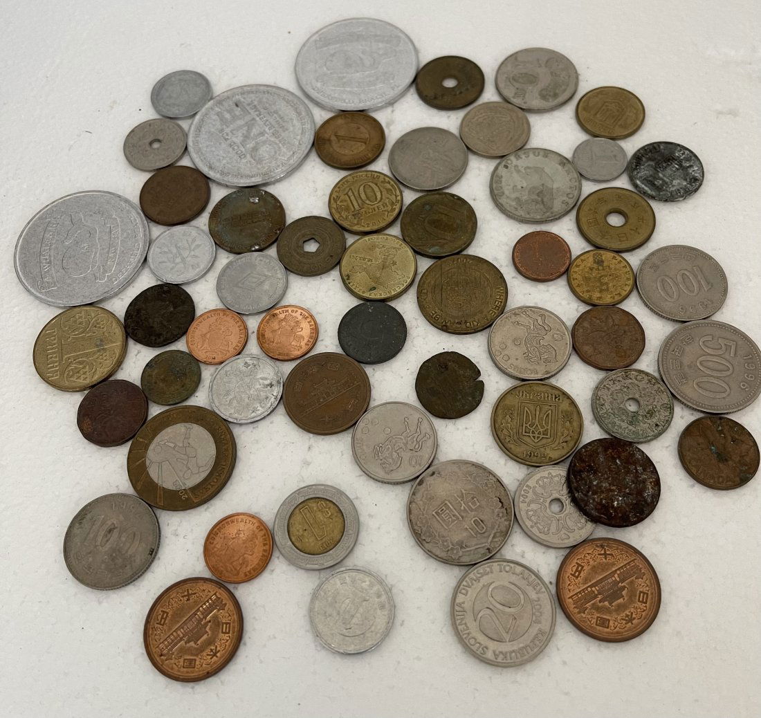 World coins lot (1 of 3)