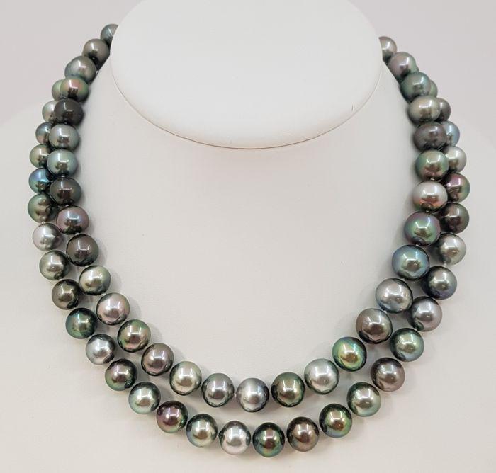 9x12mm Shimmering Multi Tahitian pearls - Necklace: Grown in the black-lipped Pinctada margaritifera oyster in the tropical waters of French Polynesia, these Tahiti pearls have been hand selected for their quality. The shine on each pearl is excellent.