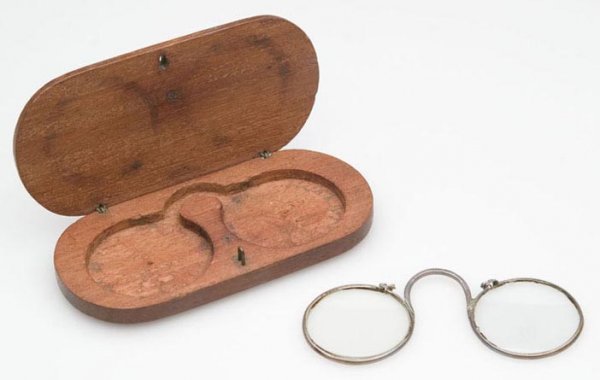 VARIOUS PINCE-NEZ EYEGLASSES, LOT OF TWELVE, inclu - 2