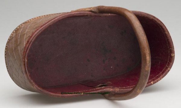 VIRGINIA STITCHED LEATHER KEY BASKET, oblong form - 3