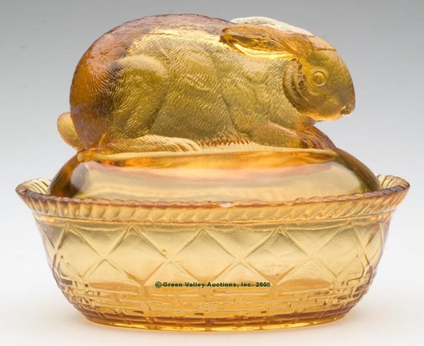 GREENTOWN RABBIT COVERED DISH, amber, on basketwea