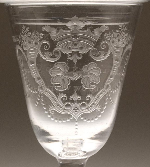 A FINE ENGRAVED LIGHT-BALUSTER WINE GLASS WITH COV - 3