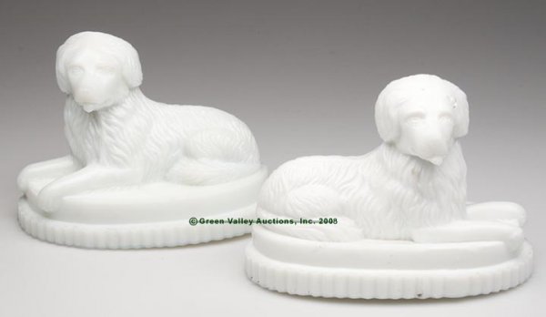 RECUMBENT DOG PAIR OF ORNAMENTS / STATUETTES, opaq