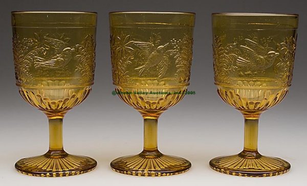 HUMMINGBIRD GOBLETS, LOT OF THREE, amber, Fourth