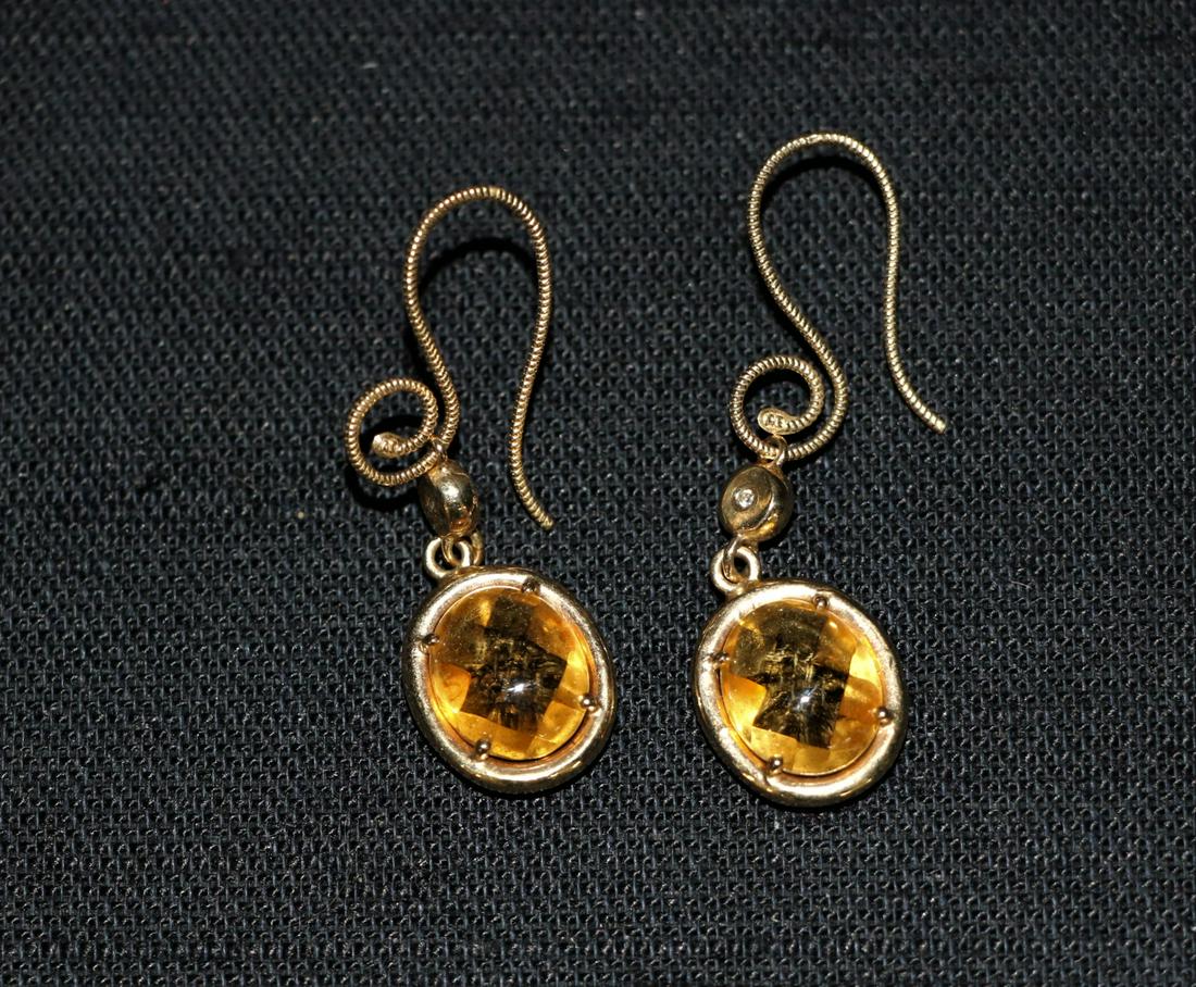 Gold Earrings (1 of 4)