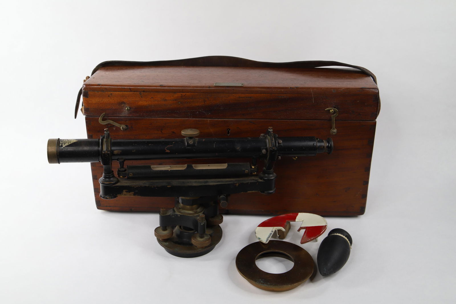 Buff & Buff Mfg Co., Engineers' Wye Level (1 of 11)