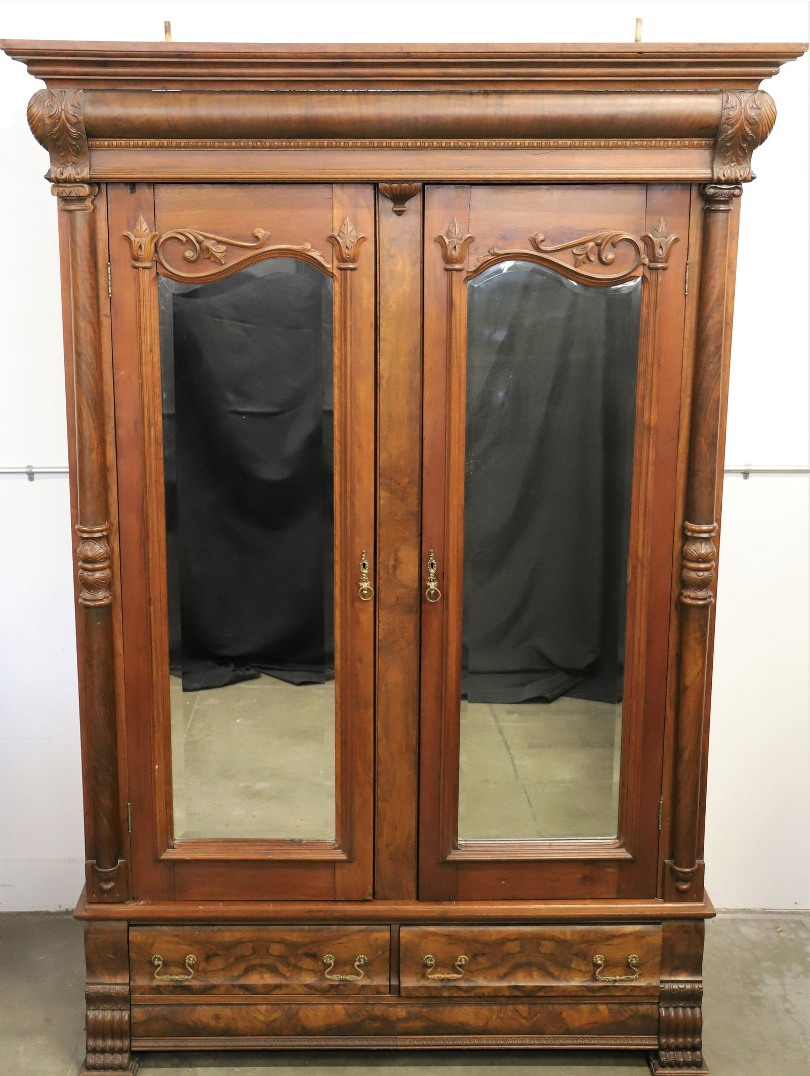 Mirror Fronted Wardrobe (1 of 6)