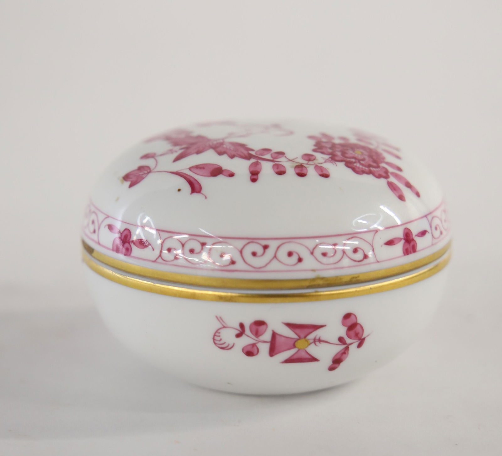 Meissen, Porcelain Trinket Box (1 of 4)