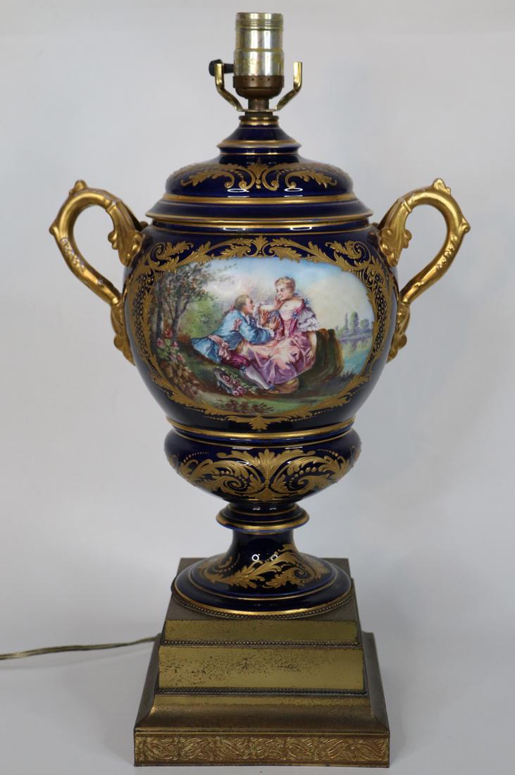 Porcelain Urn Lamp (1 of 9)