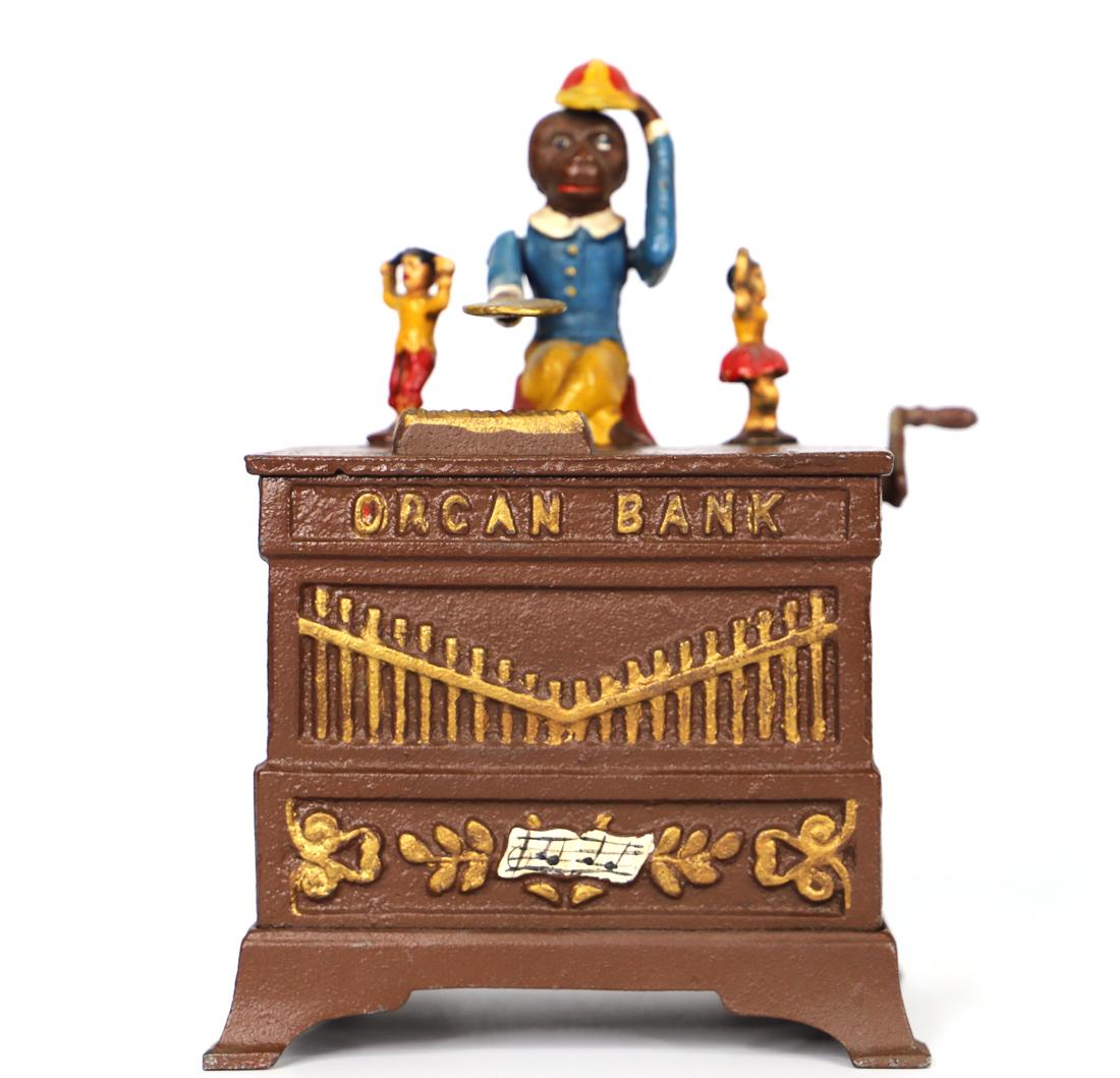 Cast Iron Coin Bank (1 of 8)