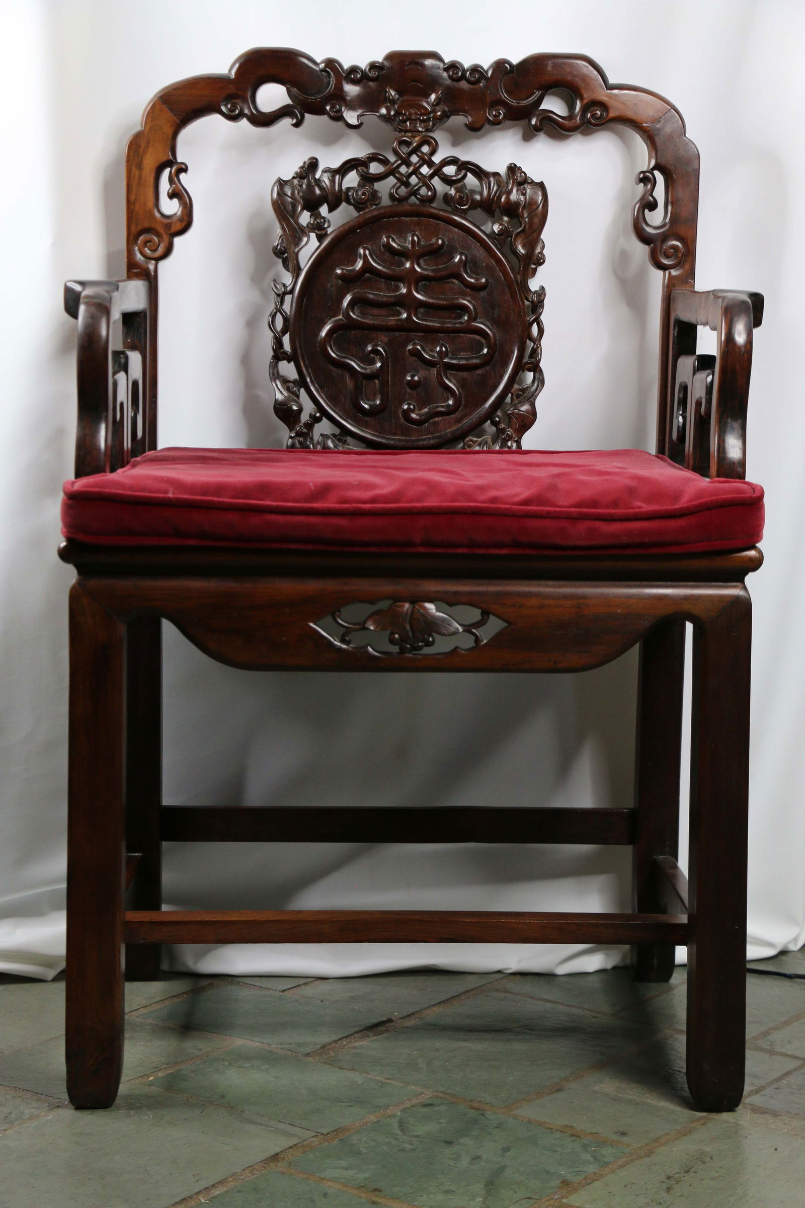 Chinese Throne Chair (1 of 4)