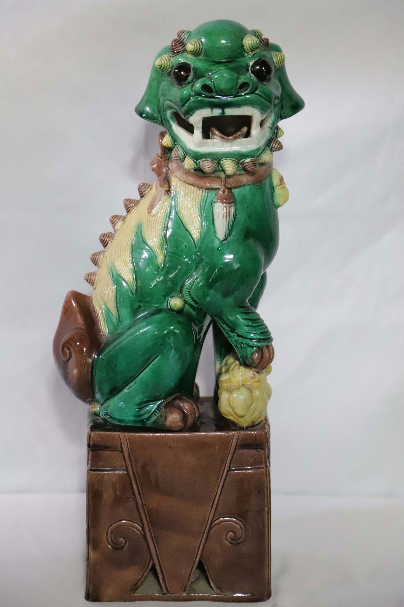 Chinese Foo Dog (1 of 5)