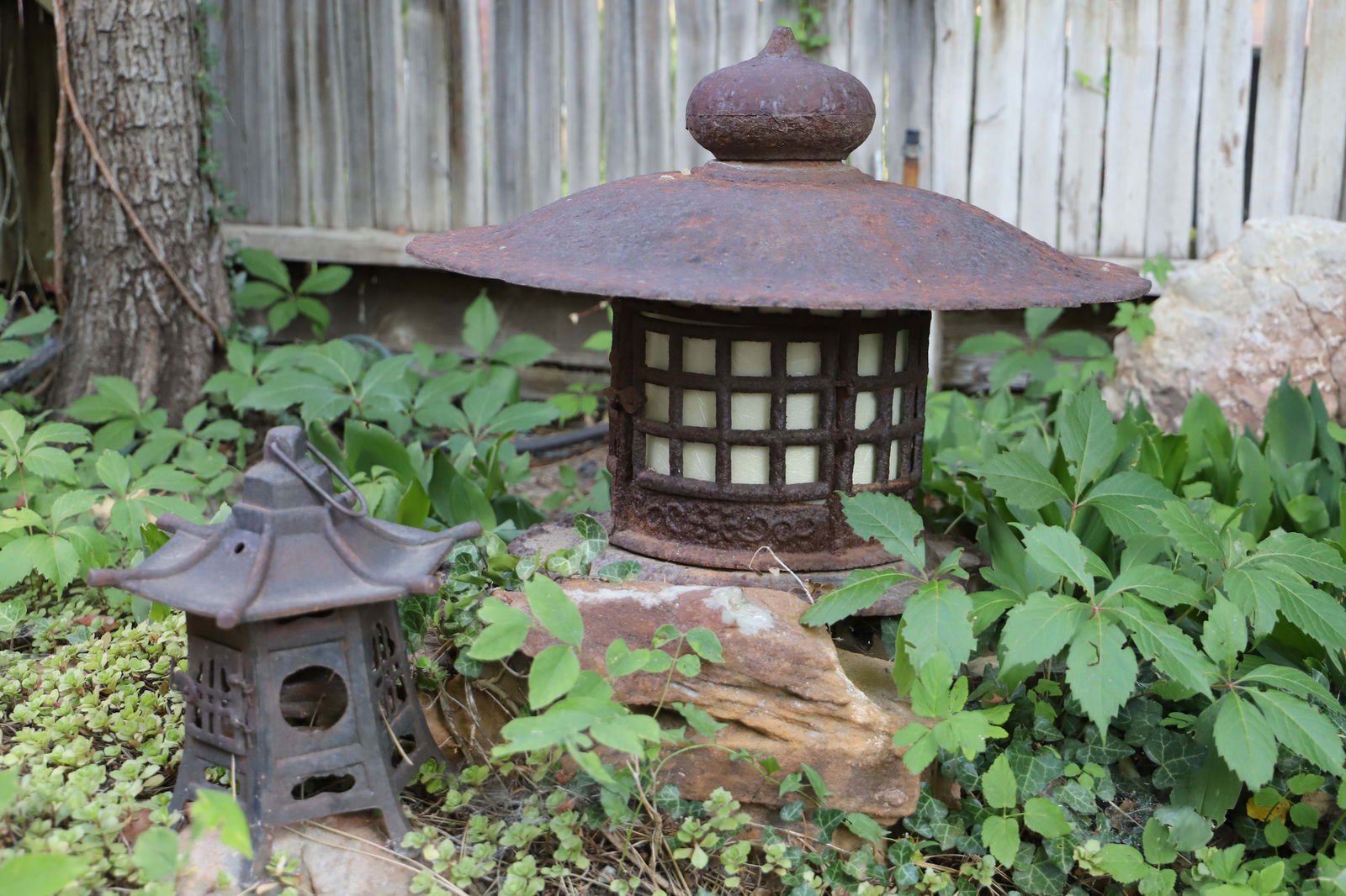 Garden Lanterns (1 of 4)