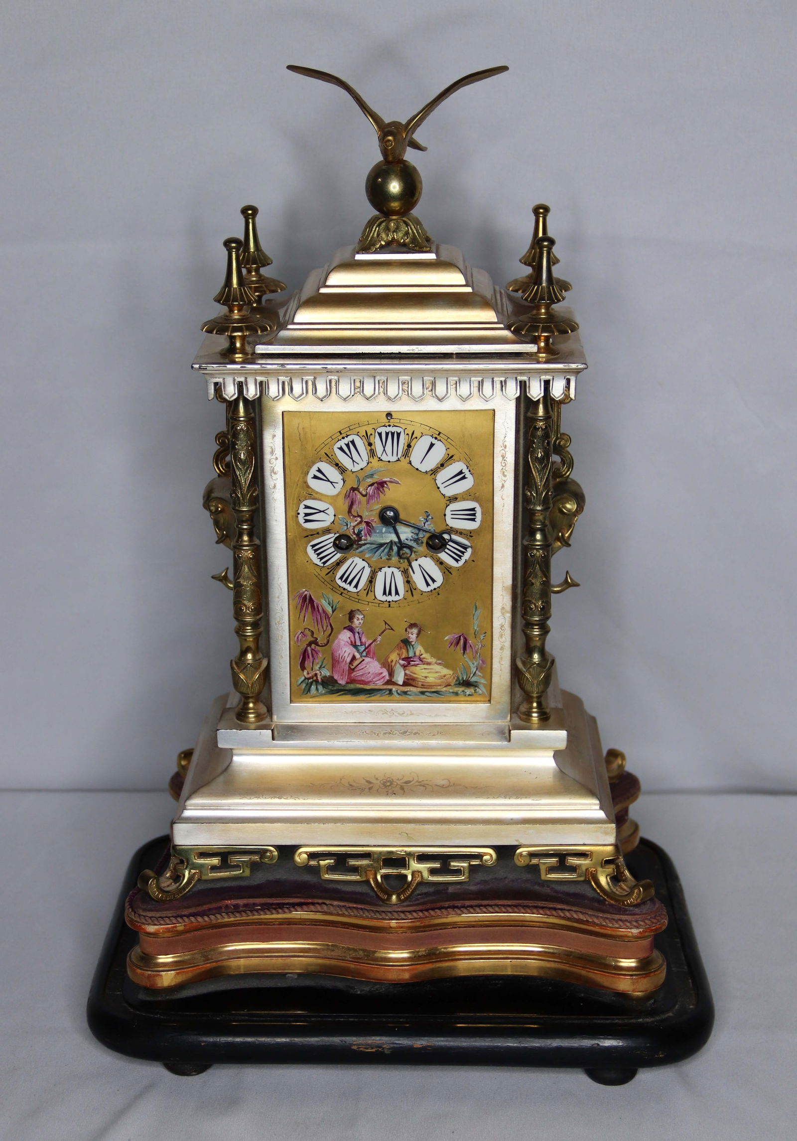 French Mantel Clock (1 of 8)
