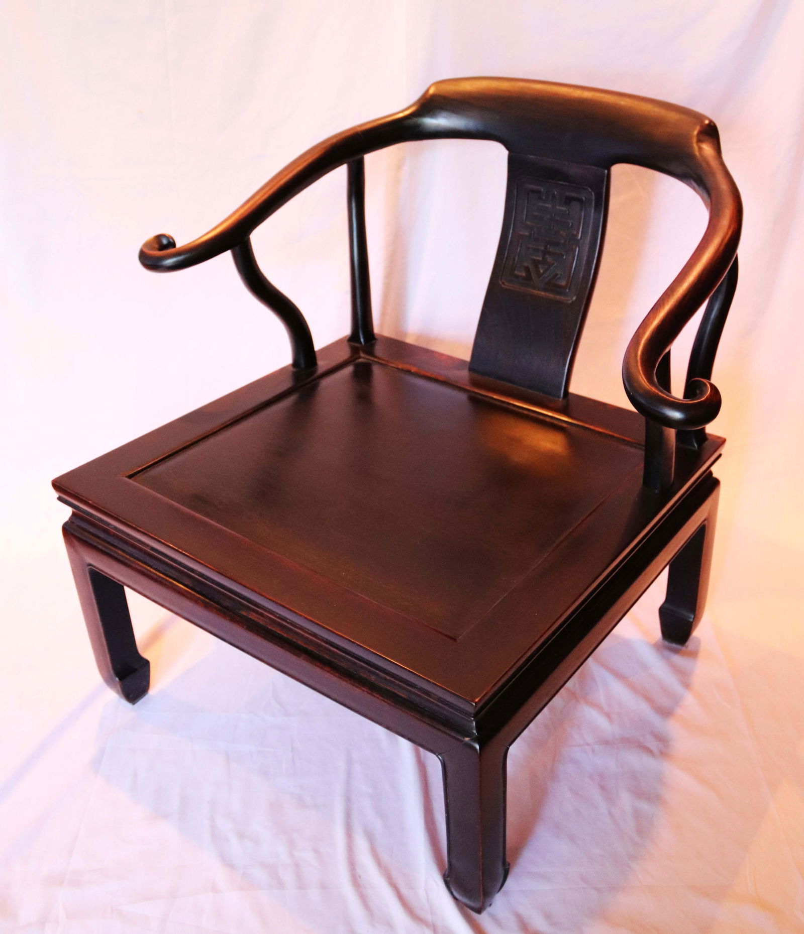 Chinese Throne Chair (1 of 6)