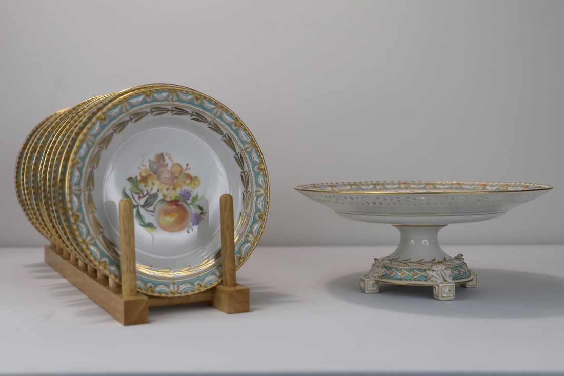 KPM Germany, Dessert Plates (1 of 6)