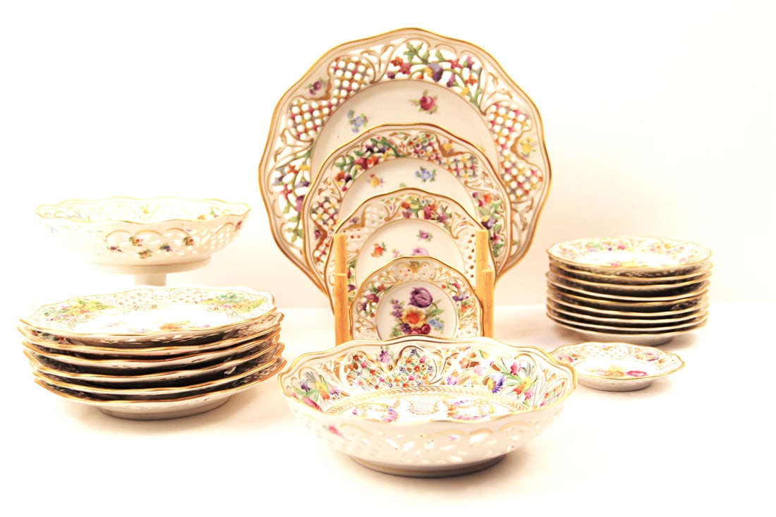 Schumann, Bavarian Dinnerware (1 of 5)