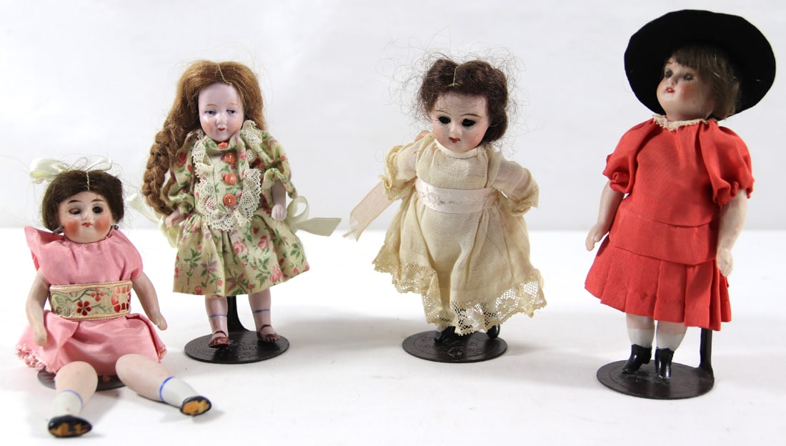 German, Bisque Dolls (1 of 5)