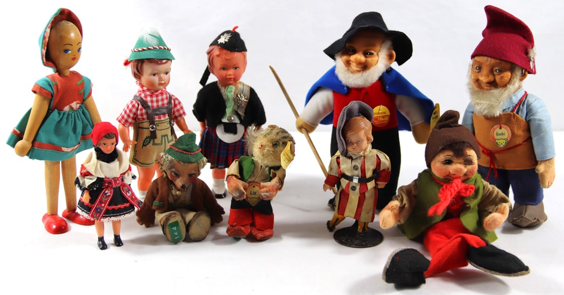 Steiff, Celluloid, Foreign Dolls (1 of 4)