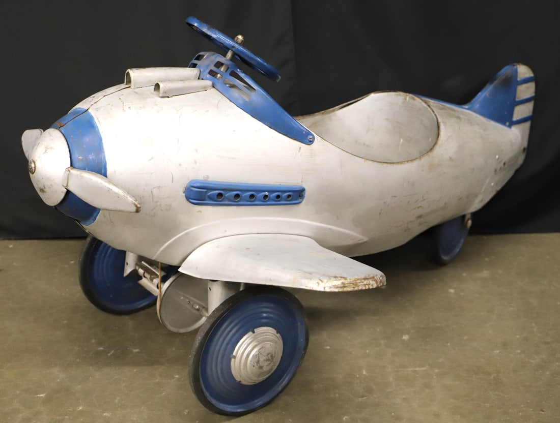 Vintage Pedal Airplane (1 of 6)