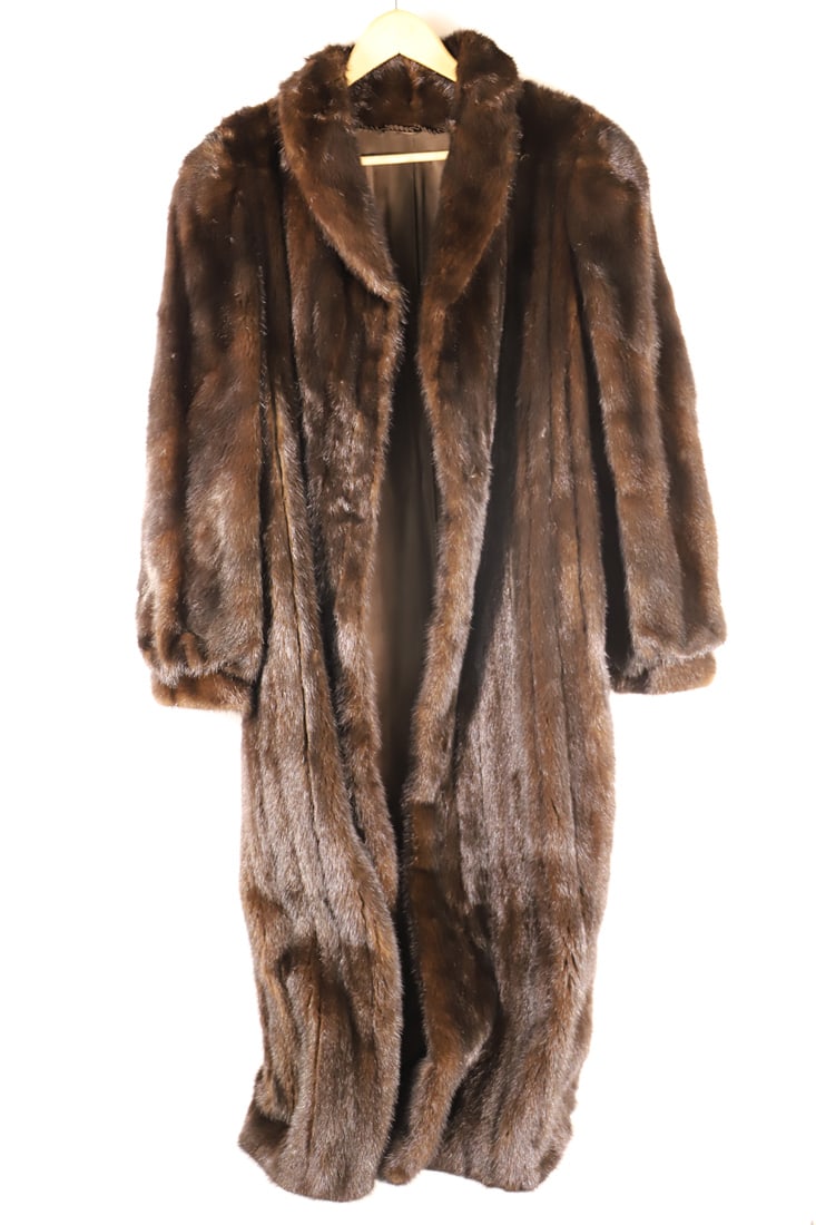 Mink Coat (1 of 4)