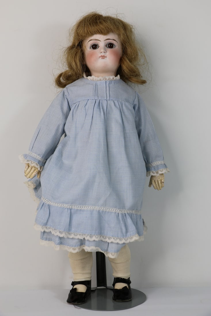 Vintage French Doll (1 of 5)